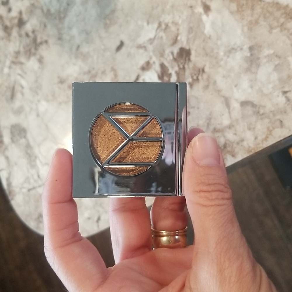 IL Makiage Eyeshadow